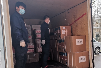 张汉晖大使再次看望慰问在俄华商和侨团代表。 张汉晖大使再次看望慰问在俄华商和侨团代表。