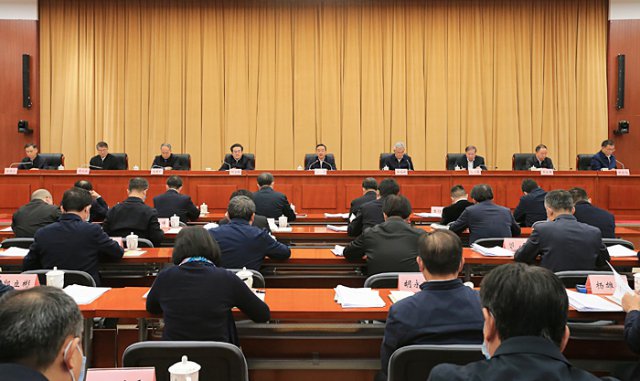 全国农业农村厅局长会议在京召开，唐仁健出席会议并讲话